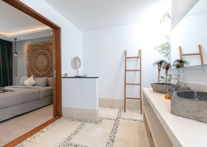 Amazing 4 Bedroom With Garden, Pool In Вилла Семиньяк