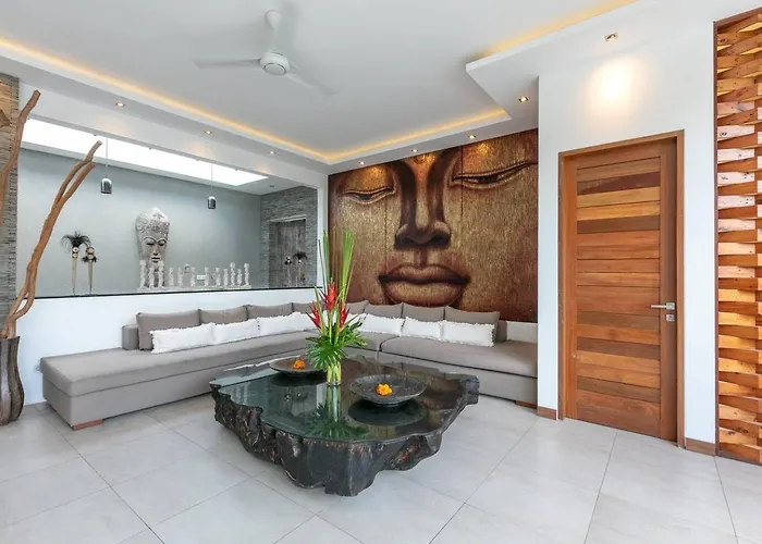 Amazing 4 Bedroom With Garden, Pool In Семиньяк